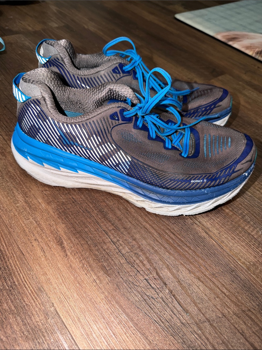 HOKA ONE ONE M Bondi 5 Gray Neutral Running Shoes Men's US 8.5 Athletic Sports